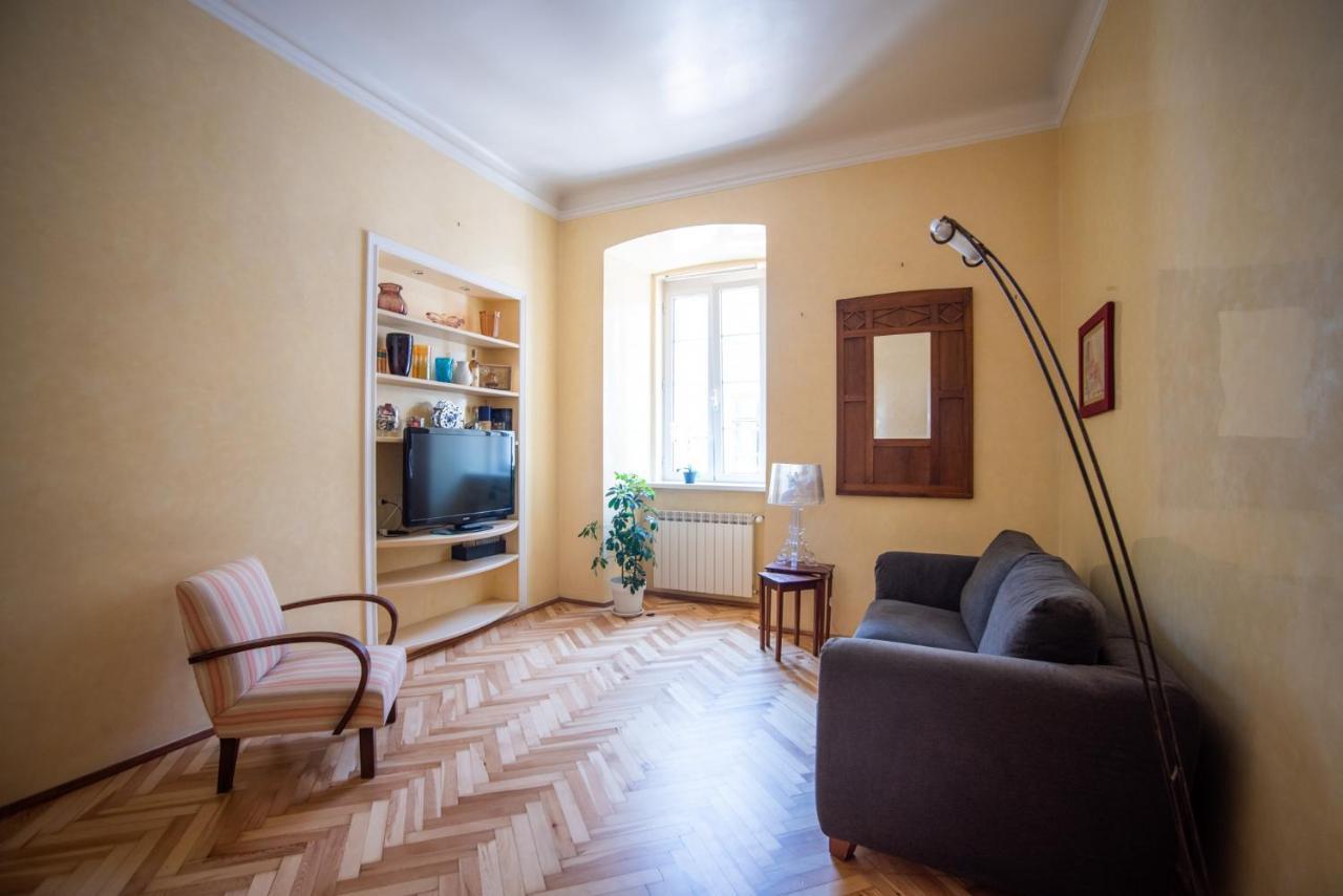 Art & History - New - Modern Classic Apartment Триест Экстерьер фото